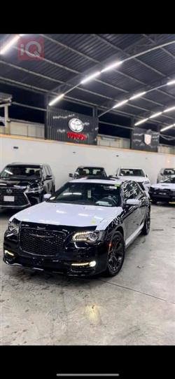 کرایسلەر 300